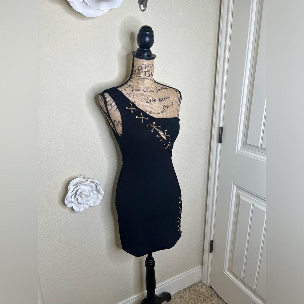 NTM: DO+BE One Shoulder Bodycon Cut Out w/ Metallic Chains Black Mini Dress Sz S - Picture 6 of 16